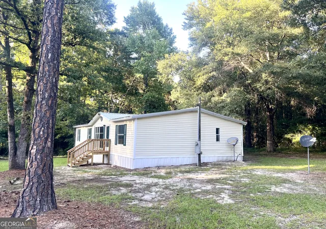 3rd image of 282 Sycamore Dr, Eastman, GA 31023 | MLS# 10794955