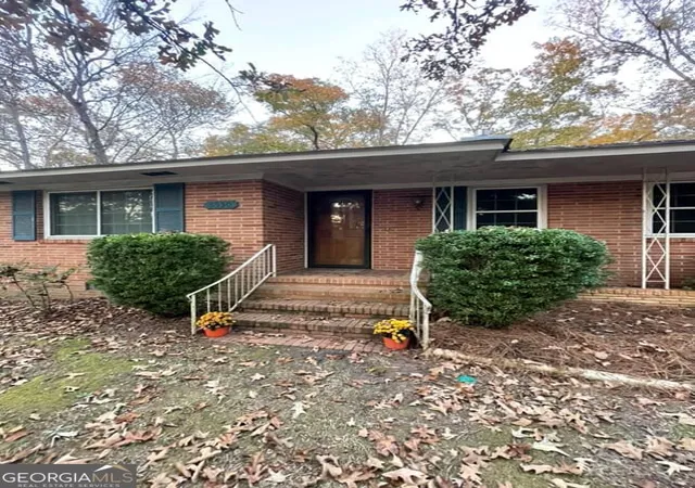 Photo 3 of Sale Pending at 6530 Bevin Dr, Macon, GA 31216 | MLS# 10641105 | Listing updated on 2026-02-18