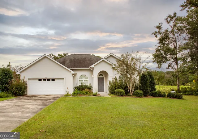 Photo 1 of Sale Pending at 2869 Ben St, Waycross, GA 31503 | MLS# 10624842 | Listing updated on 2026-08-14