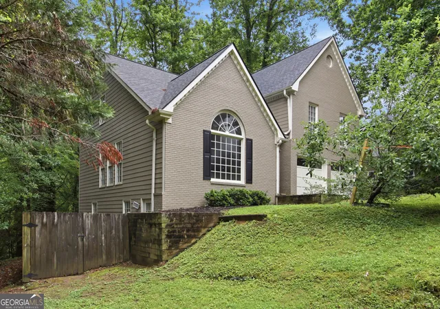 3rd image of 4822 Thornwood Dr Nw, Acworth, GA 30102 | MLS# 10782026
