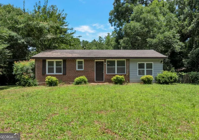 1st image of 6414 Shadow Rock Dr, Lithonia, GA 30058 | MLS# 10818754