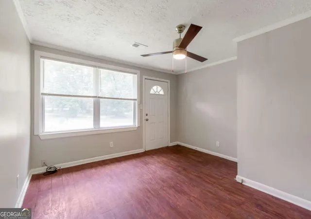 3rd image of 6414 Shadow Rock Dr, Lithonia, GA 30058 | MLS# 10818754
