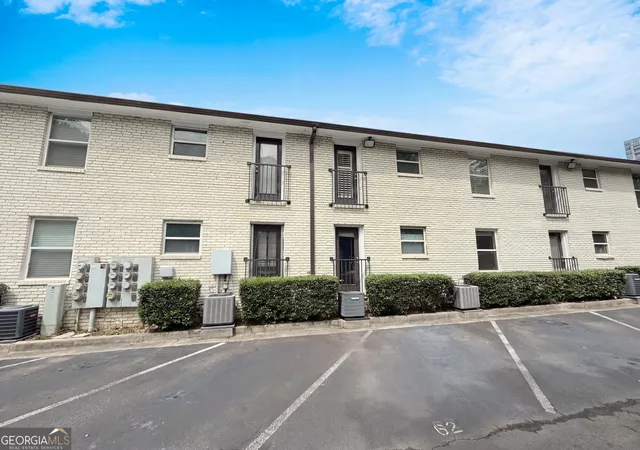 Homes for sale in Atlanta, GA | 48 Peachtree Ave Ne, Atlanta, GA 30305