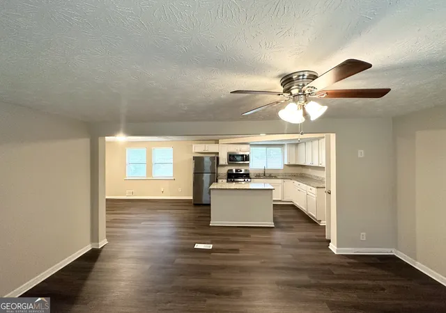 Photo 3 of Single family home for sale at 6026 S Bear Dr, Douglasville, GA 30135 | MLS# 10495660 | Listing updated on 2026-10-03