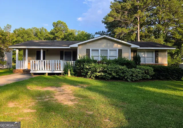 Photo 1 of Single family home for sale at 2409 River Ridge Rd Ne, Milledgeville, GA 31061 | MLS# 10831584 | Listing updated on 2026-09-15
