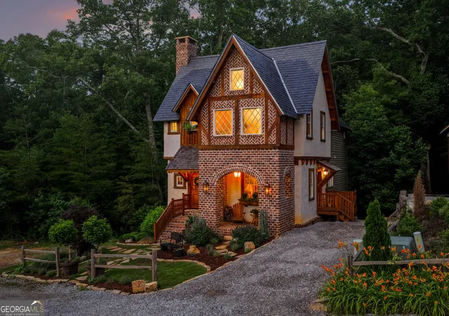 Photo 2 of Single family home for sale at 32 Lantern Cvs Rd, Chickamauga, GA 30707 | MLS# 10810786 | Listing updated on 2026-08-04