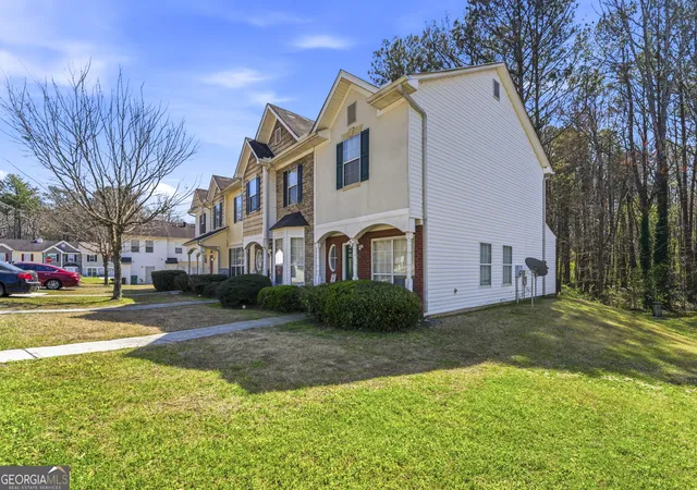 2nd image of 1686 Camden Forrest Trl, Riverdale, GA 30296 | MLS# 10708805