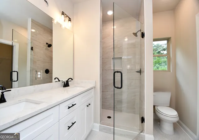 Photo 13 of Single family home for sale at 327 Andover Dr, Athens, GA 30607 | MLS# 10646334 | Listing updated on 2026-07-26