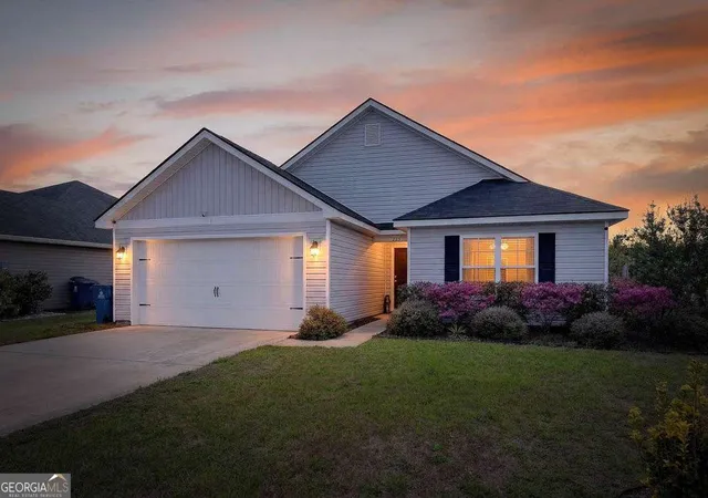 Photo 1 of Single family home for sale at 225 Roswell Dr E, Brunswick, GA 31525 | MLS# 10711200 | Listing updated on 2026-06-08