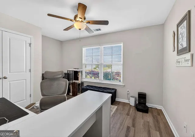Photo 4 of Single family home for sale at 225 Roswell Dr E, Brunswick, GA 31525 | MLS# 10711200 | Listing updated on 2026-06-08