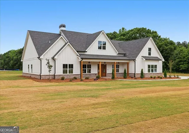 Photo 3 of Single family home for sale at 1217 Pleasant Valley Rd, Monroe, GA 30655 | MLS# 10772071 | Listing updated on 2026-08-04