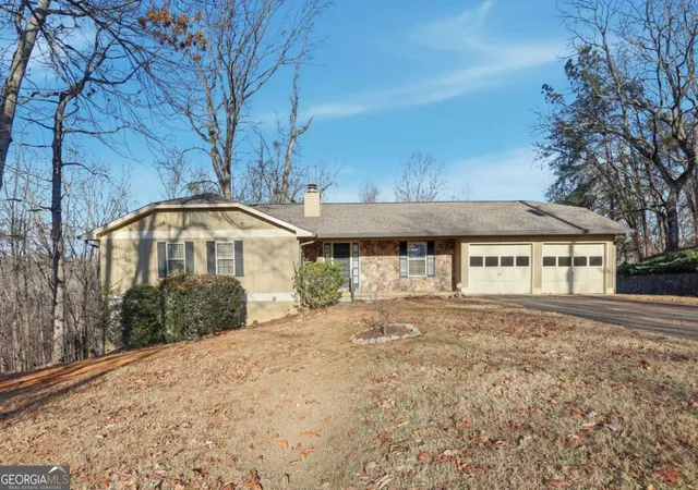 Photo 1 of Sale Pending at 2224 Colonial Dr, Gainesville, GA 30501 | MLS# 10662283 | Listing updated on 2026-09-06