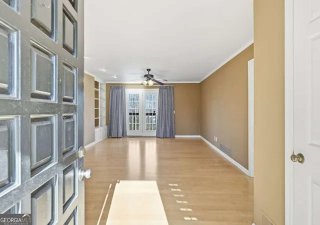Photo 3 of Sale Pending at 2224 Colonial Dr, Gainesville, GA 30501 | MLS# 10662283 | Listing updated on 2026-09-06