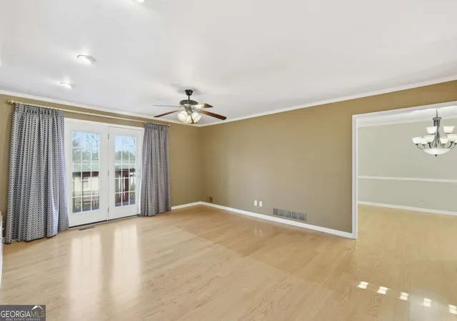 Photo 4 of Sale Pending at 2224 Colonial Dr, Gainesville, GA 30501 | MLS# 10662283 | Listing updated on 2026-09-06