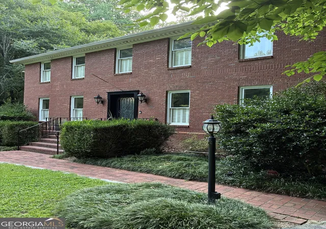 Photo 1 of Single family home for sale at 110 Regal Oak, Tyrone, GA 30290 | MLS# 10817039 | Listing updated on 2026-09-02