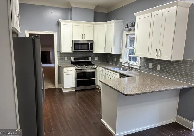 Photo 2 of Single family home for sale at 110 Regal Oak, Tyrone, GA 30290 | MLS# 10817039 | Listing updated on 2026-09-02