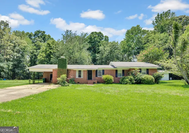 Homes for sale in Hillsboro, GA | 2695 Ga Hwy 11 S, Hillsboro, GA 31038 | MLS# 10739910