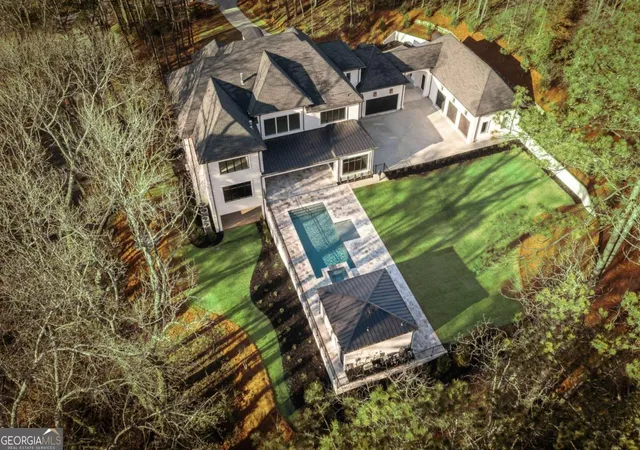 Photo 4 of Single family home for sale at 5211 Powers Fry Rd, Sandy Springs, GA 30327 | MLS# 10827843 | Listing updated on 2026-08-18