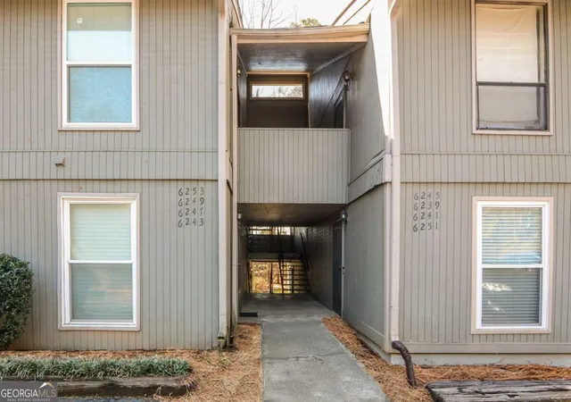 2nd image of 6241 Overlook Rd #6241, Peachtree Corners, GA 30092 | MLS# 10798510