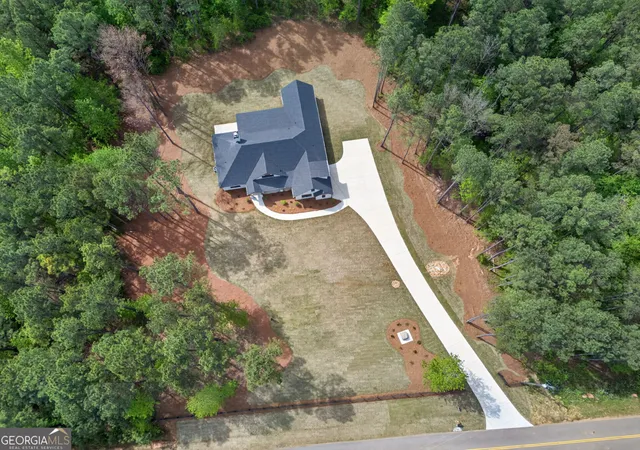 3rd image of 755 Crews Rd, Carrollton, GA 30116 | MLS# 10676836