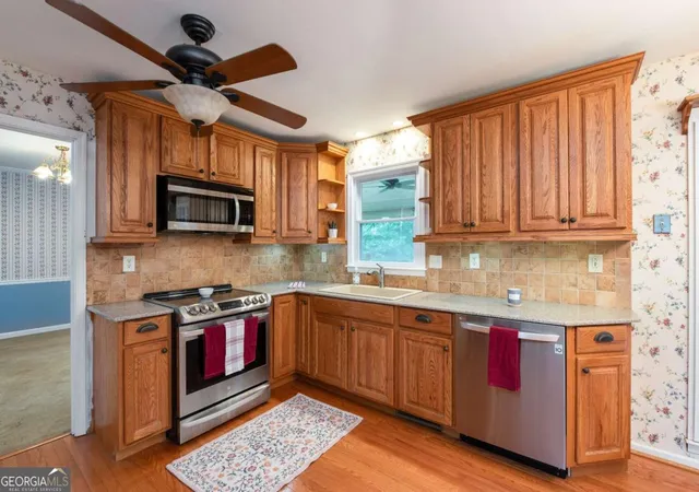 Photo 3 of Sale Pending at 721 Dorsey Cir SW, Lilburn, GA 30047 | MLS# 10791218 | Listing updated on 2026-09-23