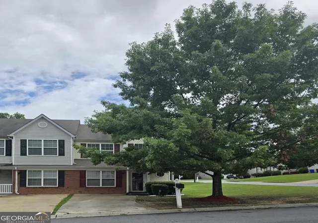 Photo 1 of Townhouse for sale at 6109 Hickory Lane Dr, Union City, GA 30291 | MLS# 10780056 | Listing updated on 2026-09-02