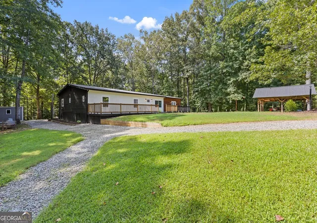 2nd image of 681 Pumpkinvine Rd, Acworth, GA 30101 | MLS# 10832462