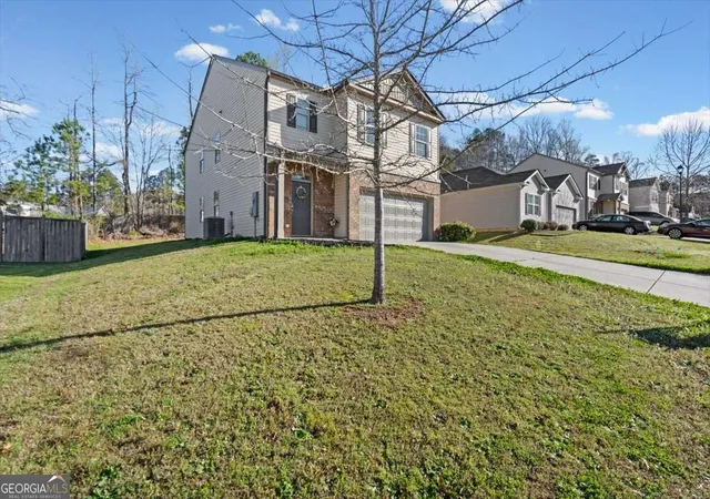 Photo 3 of Single family home for sale at 201 Hayes Park Dr, Dallas, GA 30132 | MLS# 10802714 | Listing updated on 2026-09-14