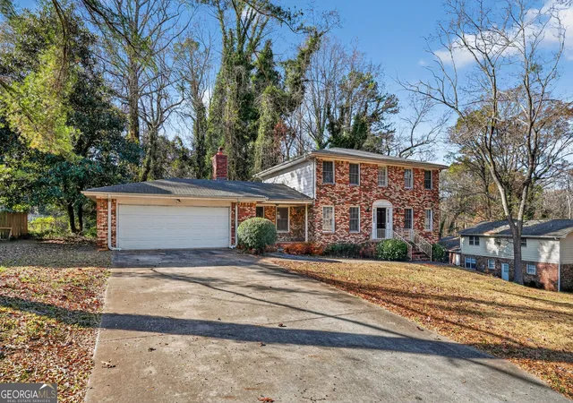 Photo 2 of Sale Pending at 4157 Autumn Hl Dr, Stone Mountain, GA 30083 | MLS# 10653890 | Listing updated on 2026-03-23