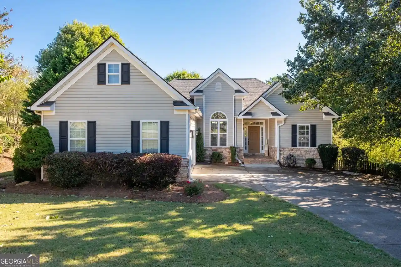 Single family home for sale at 4365 Old Wyndoham Ct, Gainesville, GA 30506 | MLS# 10869764