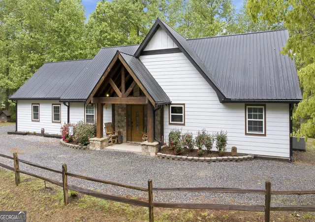 3rd image of 137 Thornwood Ln, Ellijay, GA 30540 | MLS# 10754822