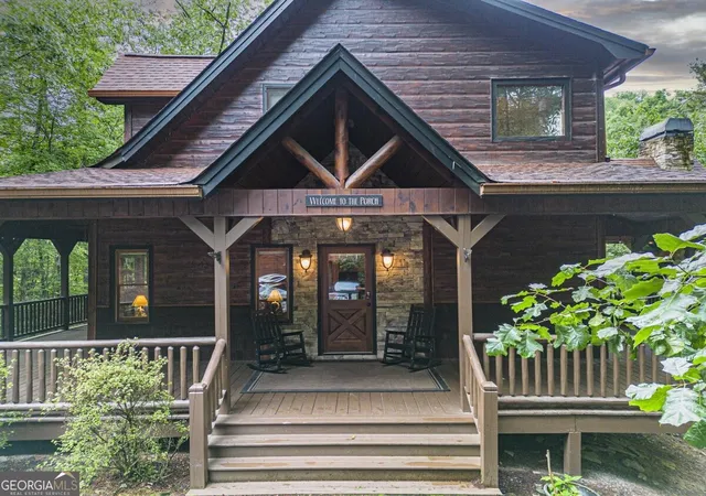 Photo 4 of Single family home for sale at 1934 Mountain Tops Rd, Blue Ridge, GA 30513 | MLS# 10829028 | Listing updated on 2026-09-02