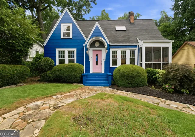 Photo 1 of Single family home for sale at 2666 Arbor Ave Se, Atlanta, GA 30317 | MLS# 10800030 | Listing updated on 2026-09-13