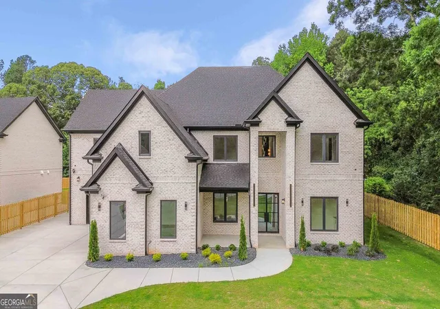 Photo 1 of Mansion for sale at 1658 Braselton Hwy, Lawrenceville, GA 30043 | MLS# 10876276 | Listing updated on 2026-10-26