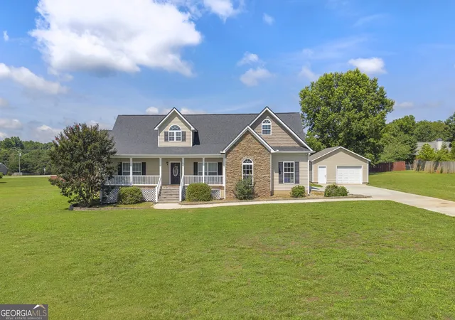 Homes for sale in Royston, GA | 55 Smith St, Royston, GA 30662 | MLS# 10790962