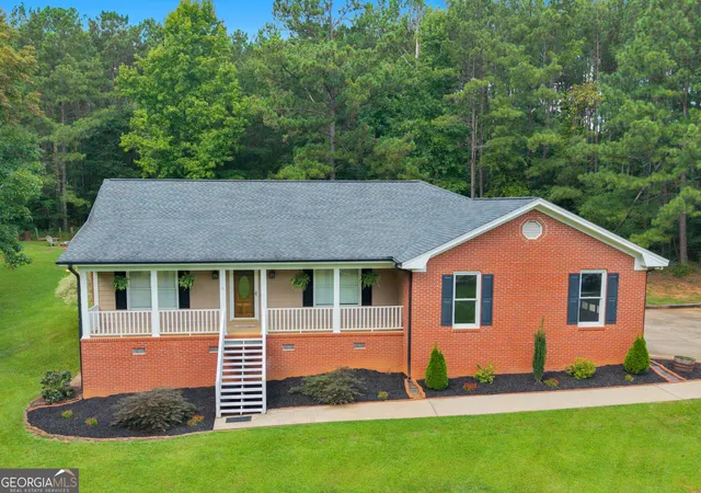 1st image of 517 Hamlin Rd, Jackson, GA 30233 | MLS# 10819380