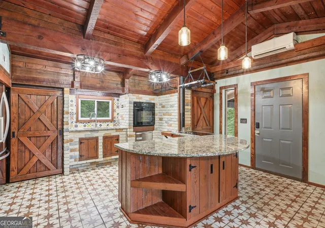 32nd image of 932 Camp Mikell Rd, Toccoa, GA 30577 | MLS# 10831542