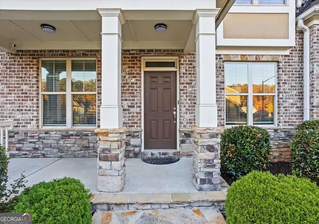Photo 2 of Single family home for sale at 821 Tramore Ct, Acworth, GA 30102 | MLS# 10677178 | Listing updated on 2026-07-21