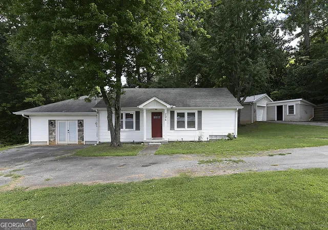 Photo 1 of Single family home for sale at 234 E Memorial Dr, Dallas, GA 30132 | MLS# 10804894 | Listing updated on 2026-07-27
