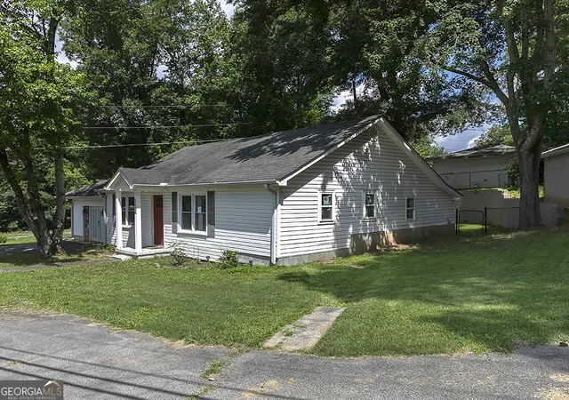 Photo 2 of Single family home for sale at 234 E Memorial Dr, Dallas, GA 30132 | MLS# 10804894 | Listing updated on 2026-07-27