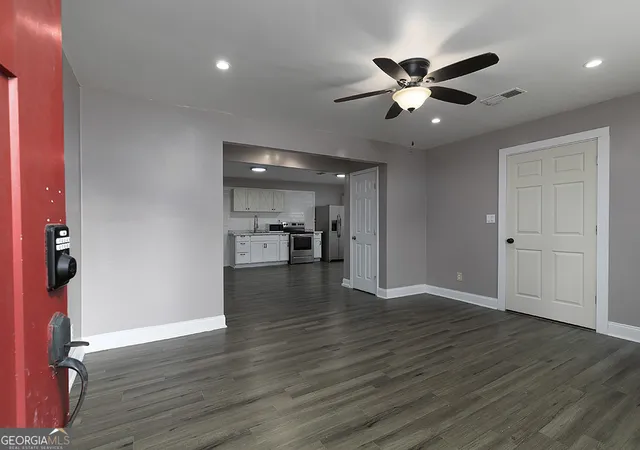 Photo 3 of Single family home for sale at 234 E Memorial Dr, Dallas, GA 30132 | MLS# 10804894 | Listing updated on 2026-07-27