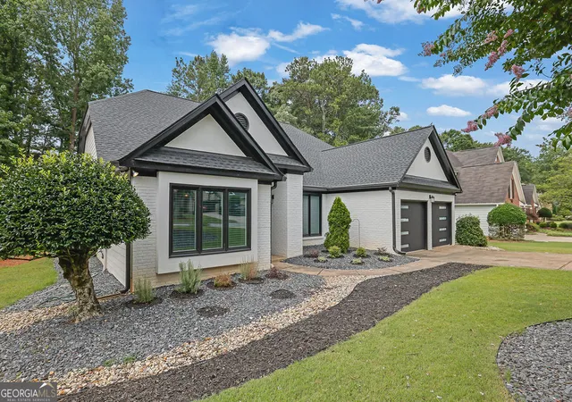 Photo 2 of Sale Pending at 330 Shady River Trce, Roswell, GA 30076 | MLS# 10799081 | Listing updated on 2026-09-08
