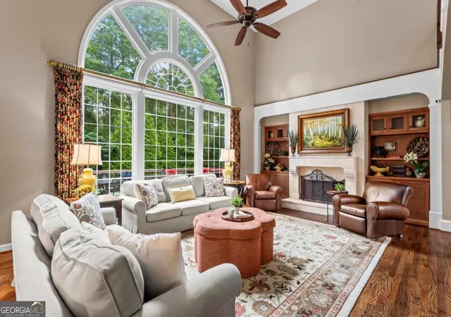 Photo 4 of Sale Pending at 1165 Chasewood Trl, Alpharetta, GA 30005 | MLS# 10803429 | Listing updated on 2026-08-28