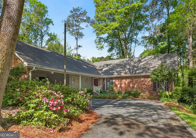 Photo 1 of Sale Pending at 4845 Guerry Dr, Macon, GA 31210 | MLS# 10724072 | Listing updated on 2026-09-02