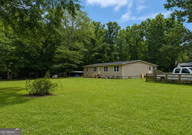 Photo 2 of Sale Pending at 139 Shady Brook Ln, Barnesville, GA 30204 | MLS# 10836078 | Listing updated on 2026-09-30