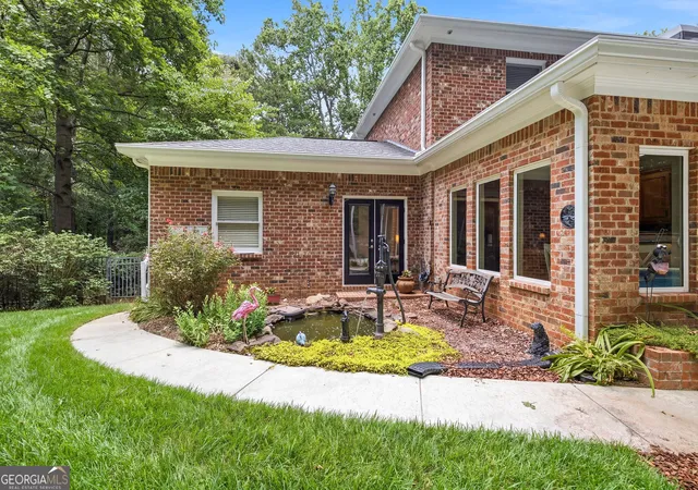 2nd image of 661 Wellington Dr, Winder, GA 30680 | MLS# 10809345