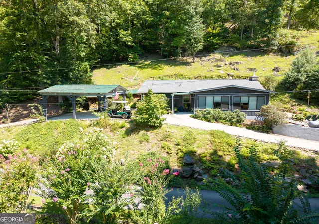 Photo 2 of Single family home for sale at 162 Hiawassee River Road Road, Brasstown, NC 28902 | MLS# 10834223 | Listing updated on 2026-08-27