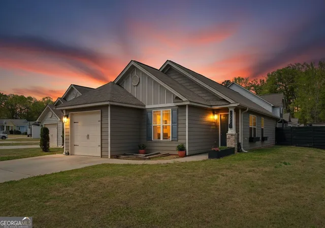 1st image of 2362 Glebe Ct, Hampton, GA 30228 | MLS# 10725367