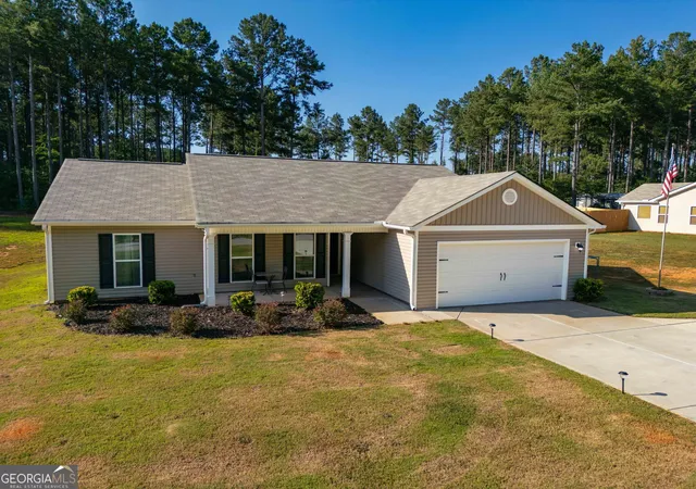 Homes for sale in Hartwell, GA | 648 Walnut Dr, Hartwell, GA 30643 | MLS# 10802829
