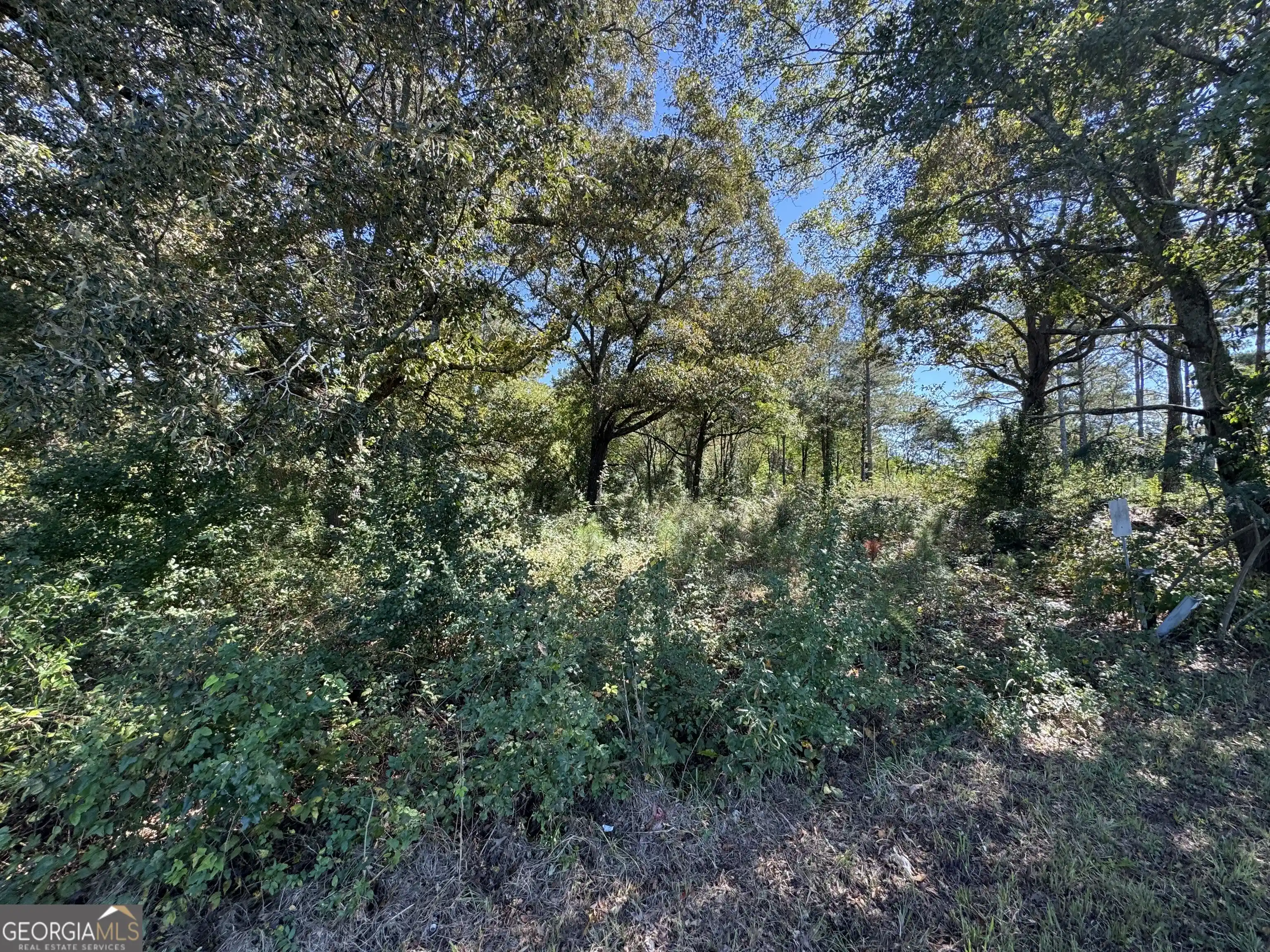 Photo 1 of Sale Pending at 2543 Locust Grv Rd, Griffin, GA 30223 | MLS# 10868464 | Listing updated on 2026-10-08